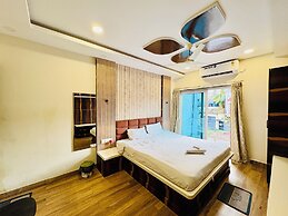 Hotel Bay premium Puri