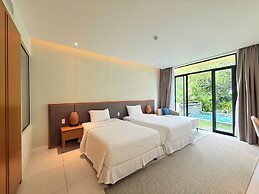 Deluxe Villa Beach Front