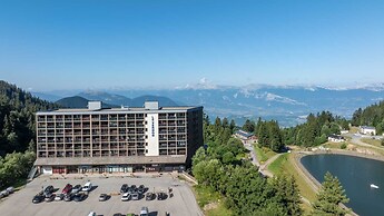 Valley-view Apartment in Chamrousse