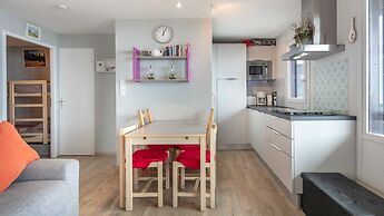 Valley-view Apartment in Chamrousse