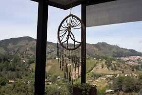 Roots Eco House