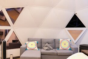 Roots Eco House