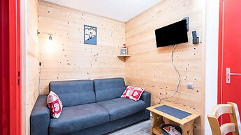 Cosy Apartment in Morillion With Balcony