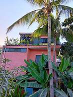 CASA ROSA SAYULITA