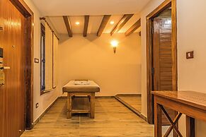 Munal and Mayur Resort