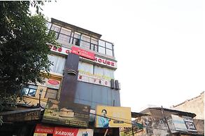 Hotel M-E-T-R-O Regency Lucknow