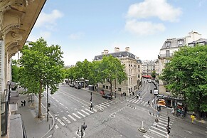 Elegant Apt 2bdr- Arc de Triomphe / Champs-elysees