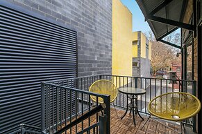 Cozy Stays - Private Rooms