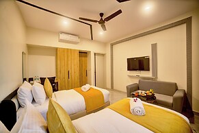 Gateway Transit Hotel
