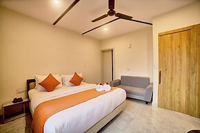 Gateway Transit Hotel
