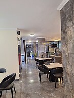 Point Central Hotel