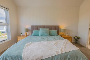 Cedar Sands Hideaway - 4BRM Home