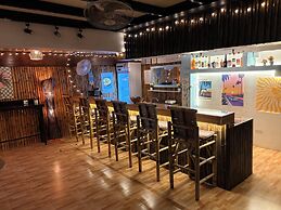 Moonlight Bar and restaurant