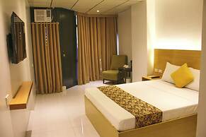 LuxeLite Suites Pasay
