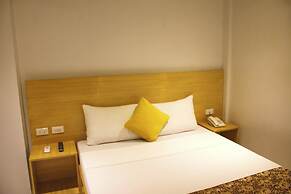LuxeLite Suites Pasay