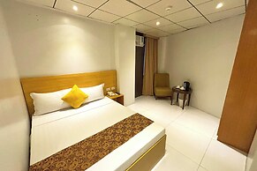 LuxeLite Suites Pasay