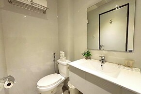 LuxeLite Suites Pasay