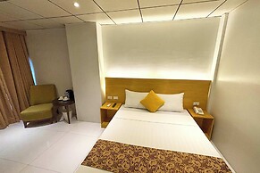 LuxeLite Suites Pasay