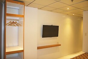 LuxeLite Suites Pasay