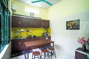 CozyPosy Premier Apartment