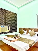 Atharv hotel