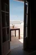 Cycladic Charm