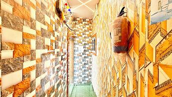 Hotel S Elite - near Temple & Station