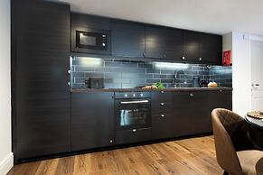Courtyard Apartments