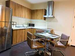 Penthouse 2 bedroom unit with balcony