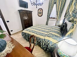 Charming Villa in Umbria - Sleeps 16 - Lake View - Pool, Jacuzzi and E