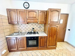 Charming Villa in Umbria - Sleeps 16 - Lake View - Pool, Jacuzzi and E