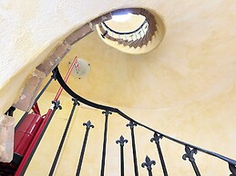 Charming Villa in Umbria - Sleeps 16 - Lake View - Pool, Jacuzzi and E