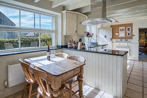 Fern Cottage - 2 Bedroom Cottage - St. Florence