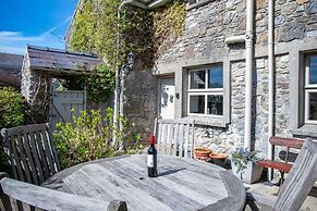 Fern Cottage - 2 Bedroom Cottage - St. Florence