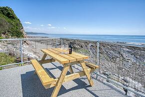 Waterfront 2 - 2 Bedroom Apartment - Wisemans Bridge