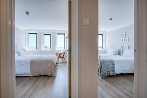 Waterfront 2 - 2 Bedroom Apartment - Wisemans Bridge