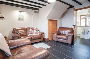 The Brambles - 2 Bedroom Cottage - Llanteg