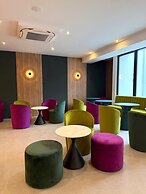 Lake and More Suite Hotel