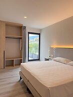 Lake and More Suite Hotel