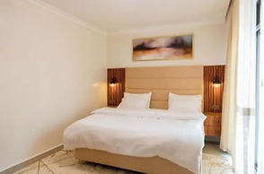 Tranquil Point Residence