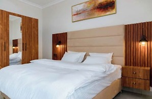 Tranquil Point Residence