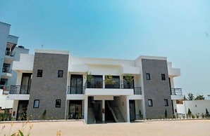 Tranquil Point Residence