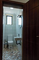 Tranquil Point Residence