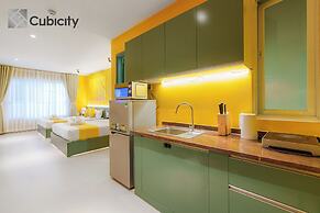 Cubicity Metro House