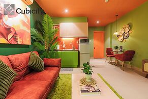 Cubicity Metro House
