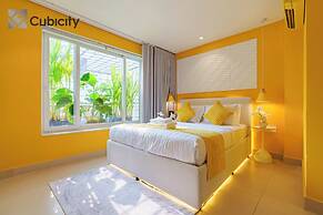 Cubicity Metro House