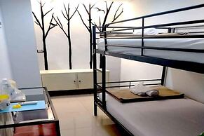 Nature Home Hostel & Cafe