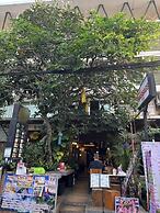 Nature Home Hostel & Cafe