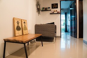Nature Home Hostel & Cafe