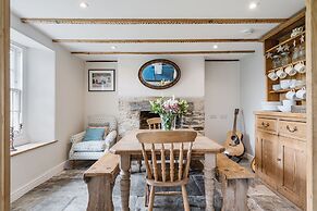 Treovis Cottage